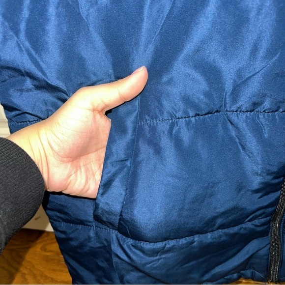 Minnesota Twins MLB Ford Insulated Puffer Full Zip Quilted Vest Size XL - Picture 4 of 8